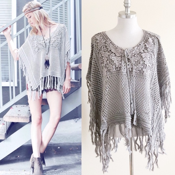 🎉HP🎉Boho Lace Up Tassel Fringe Poncho - Picture 4 of 8